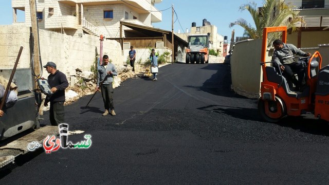 فيديو: الرئيس عادل بدير  سعادتي ان ارى أمهاتي يفرحن بالانجازات ويباركن  و يشرف على تعبيد شارع ابو وهبي بعد عناء 40 عاما بحضور اللاعب القدير صالح عطية  